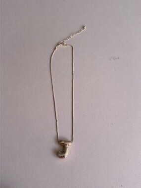 Initial necklace2504